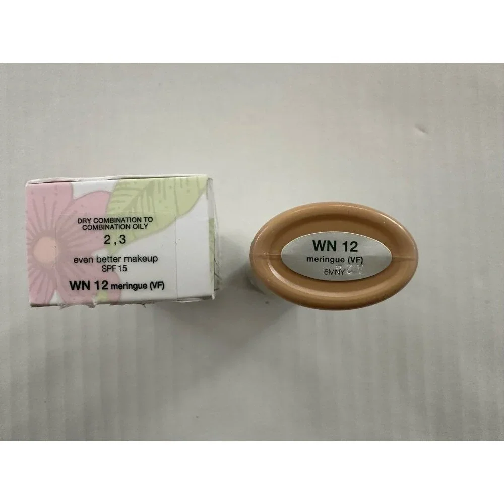 Clinique Even Better Clinical Serum Foundation SPF 15 NEW IN BOX WN 12 Meringue‎